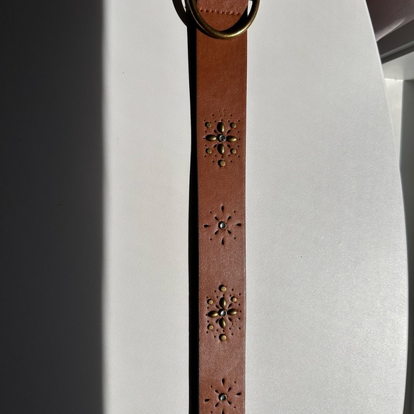 2 Used Cute Belts - Picture 3 of 11